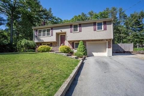29 Mark Dr, Raynham, MA 02767 photo 2