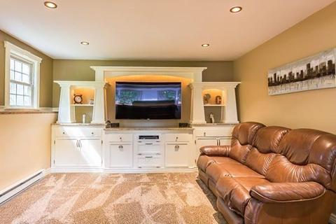 29 Mark Dr, Raynham, MA 02767 photo 14
