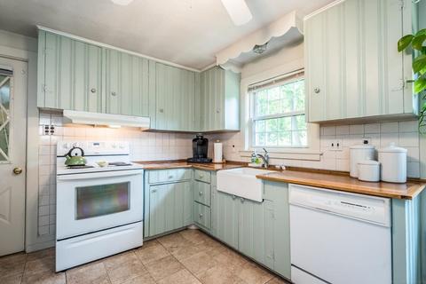 31 Great Rd, Maynard, MA 01754 photo 5