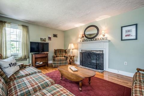 31 Great Rd, Maynard, MA 01754 photo 4