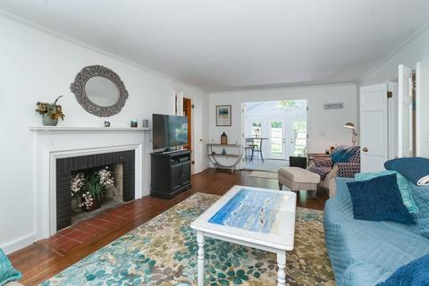 1 Barry Rd, Worcester, MA 01609 photo 12