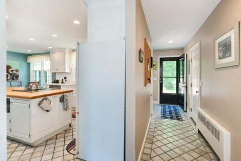 1 Barry Rd, Worcester, MA 01609 photo 19