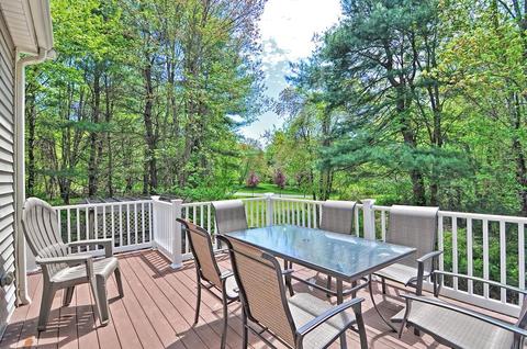 135 South St, Upton, MA 01568 photo 27