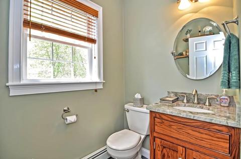 135 South St, Upton, MA 01568 photo 19