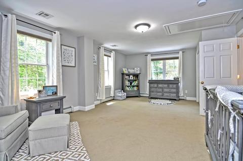 135 South St, Upton, MA 01568 photo 16