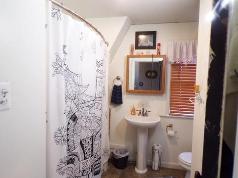 437 Allen St, Springfield, MA 01118 photo 12