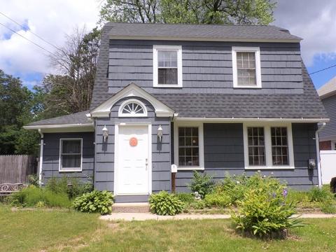 437 Allen St, Springfield, MA 01118 photo 1