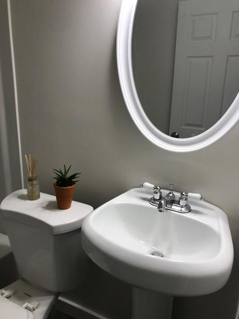 17 Amore Rd, Springfield, MA 01109 photo 8