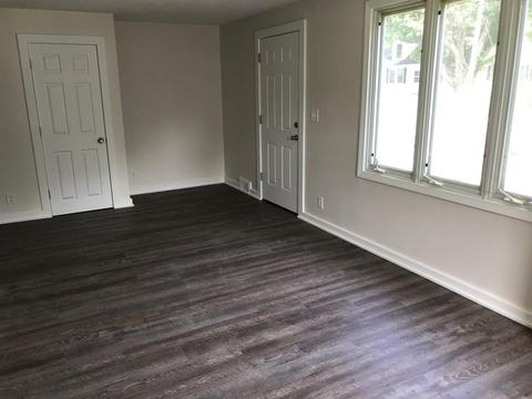 17 Amore Rd, Springfield, MA 01109 photo 3