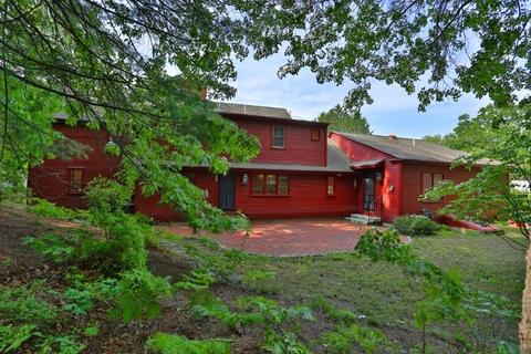 409 Grove St, Reading, MA 01867 photo 36