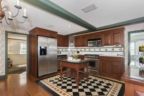 409 Grove St, Reading, MA 01867 photo 16