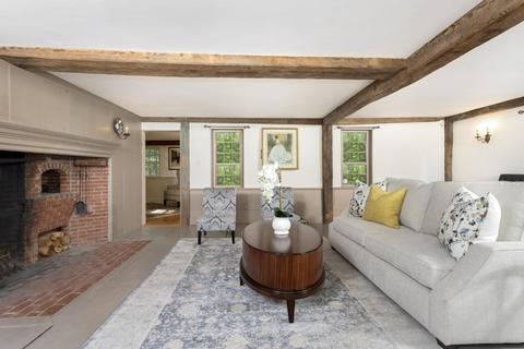 409 Grove St, Reading, MA 01867 photo 8