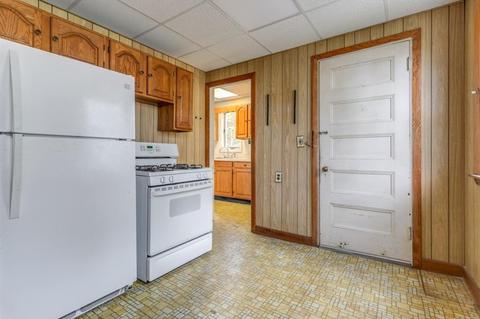 6 Wells St, Gloucester, MA 01930 photo 16