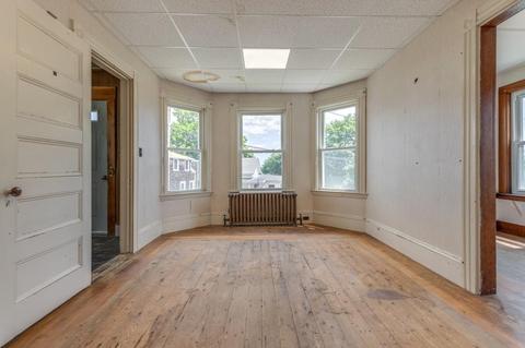 6 Wells St, Gloucester, MA 01930 photo 6