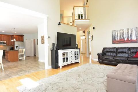 296 Devonshire Way, Lancaster, MA 01523 photo 3