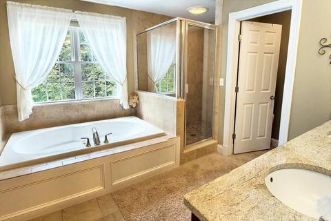 296 Devonshire Way, Lancaster, MA 01523 photo 18