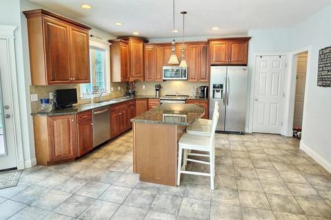 296 Devonshire Way, Lancaster, MA 01523 photo 7