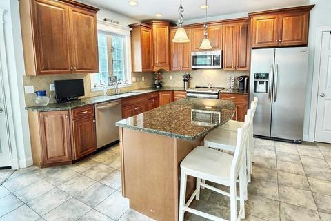 296 Devonshire Way, Lancaster, MA 01523 photo 8