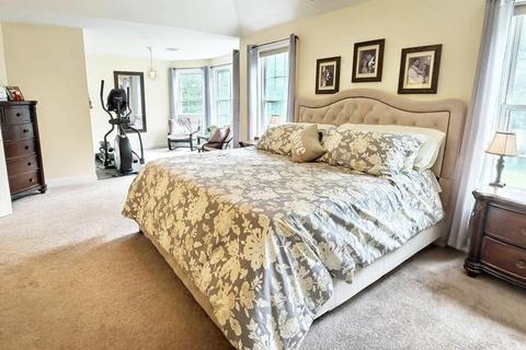 296 Devonshire Way, Lancaster, MA 01523 photo 17
