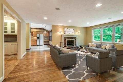 1 Brookside Cir, Acton, MA 01720 photo 4