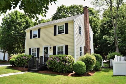 10 Cape Cod Ln, Canton, MA 02021 photo 2
