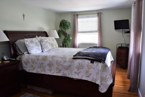 10 Cape Cod Ln, Canton, MA 02021 photo 10