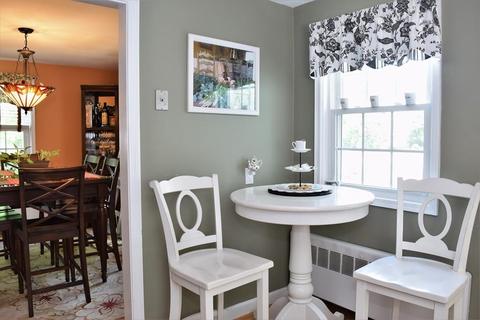 10 Cape Cod Ln, Canton, MA 02021 photo 5