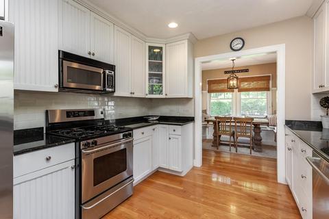 10 Wading Place Rd, Mashpee, MA 02649 photo 6