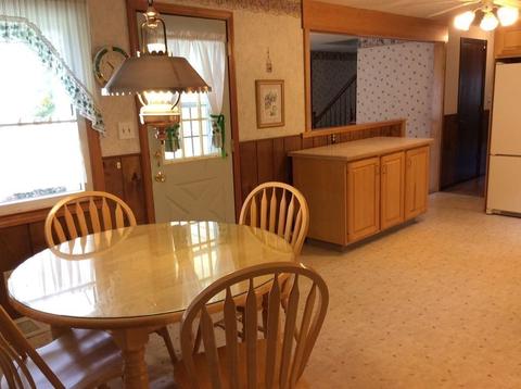 222 Ely Ave, West Springfield, MA 01089 photo 4
