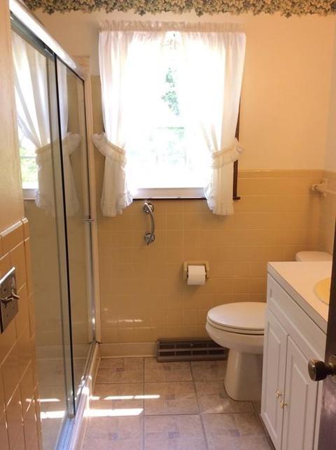 222 Ely Ave, West Springfield, MA 01089 photo 24