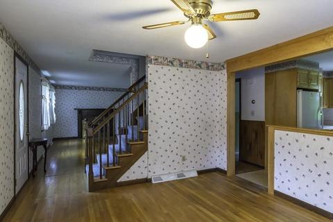 222 Ely Ave, West Springfield, MA 01089 photo 17