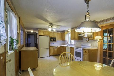 222 Ely Ave, West Springfield, MA 01089 photo 7