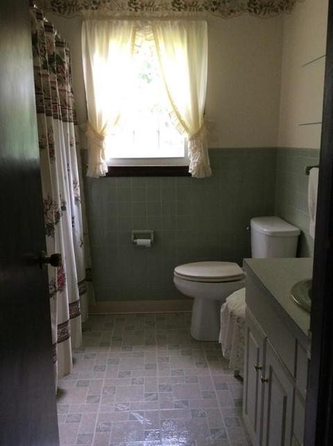 222 Ely Ave, West Springfield, MA 01089 photo 28