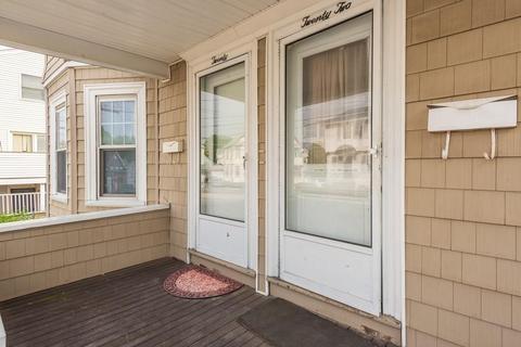 20 Sea St, Everett, MA 02149 photo 4