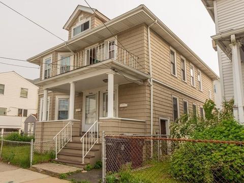 20 Sea St, Everett, MA 02149 photo 1