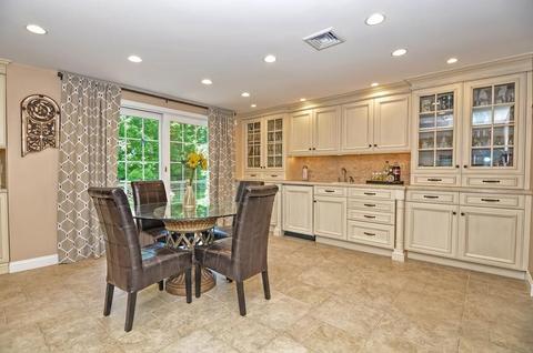 44 Locust Ln, Needham, MA 02492 photo 8