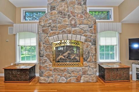 44 Locust Ln, Needham, MA 02492 photo 19