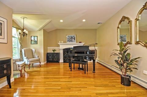 44 Locust Ln, Needham, MA 02492 photo 10