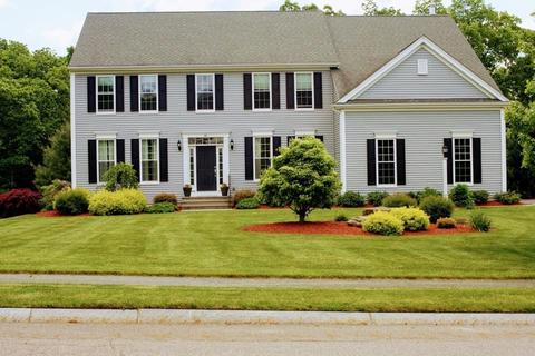39 Howarth Dr, Upton, MA 01568 photo 1