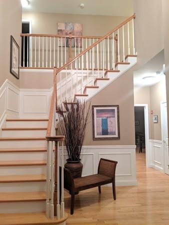 39 Howarth Dr, Upton, MA 01568 photo 3