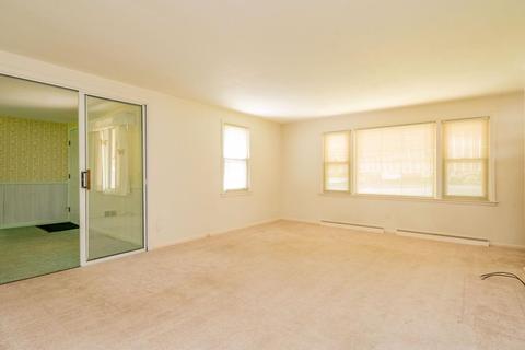 115 Fox Hill Rd, Springfield, MA 01118 photo 10