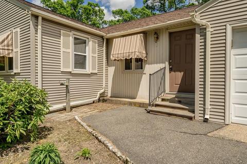 115 Fox Hill Rd, Springfield, MA 01118 photo 4