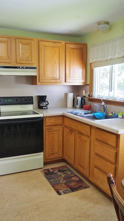 81 E Hadley Rd, Amherst, MA 01002 photo 8