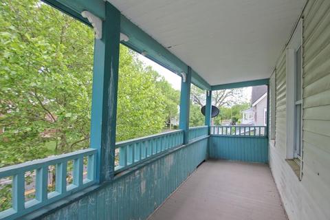 204 Eastern Ave, Springfield, MA 01109 photo 12