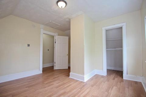 204 Eastern Ave, Springfield, MA 01109 photo 16