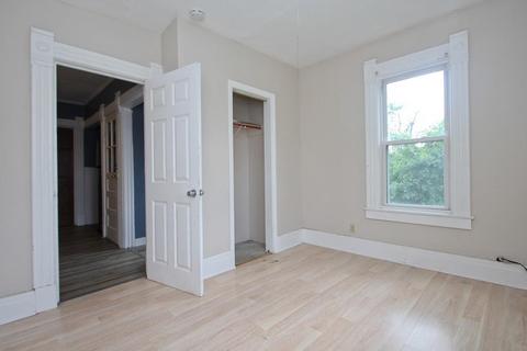 204 Eastern Ave, Springfield, MA 01109 photo 6