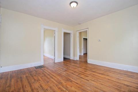 204 Eastern Ave, Springfield, MA 01109 photo 9