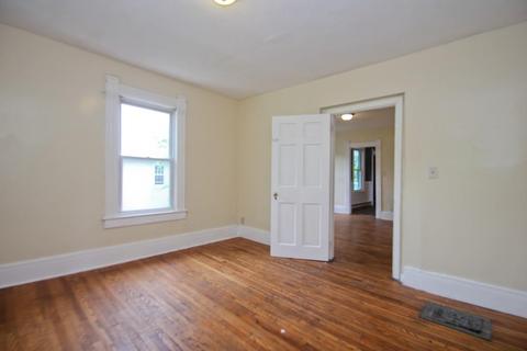 204 Eastern Ave, Springfield, MA 01109 photo 15