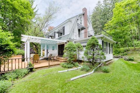 38 Beechmont St, Worcester, MA 01609 photo 1