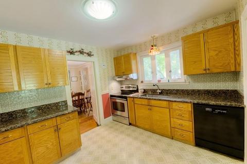 38 Beechmont St, Worcester, MA 01609 photo 22